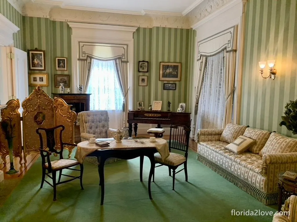 Morning room at Whitehall